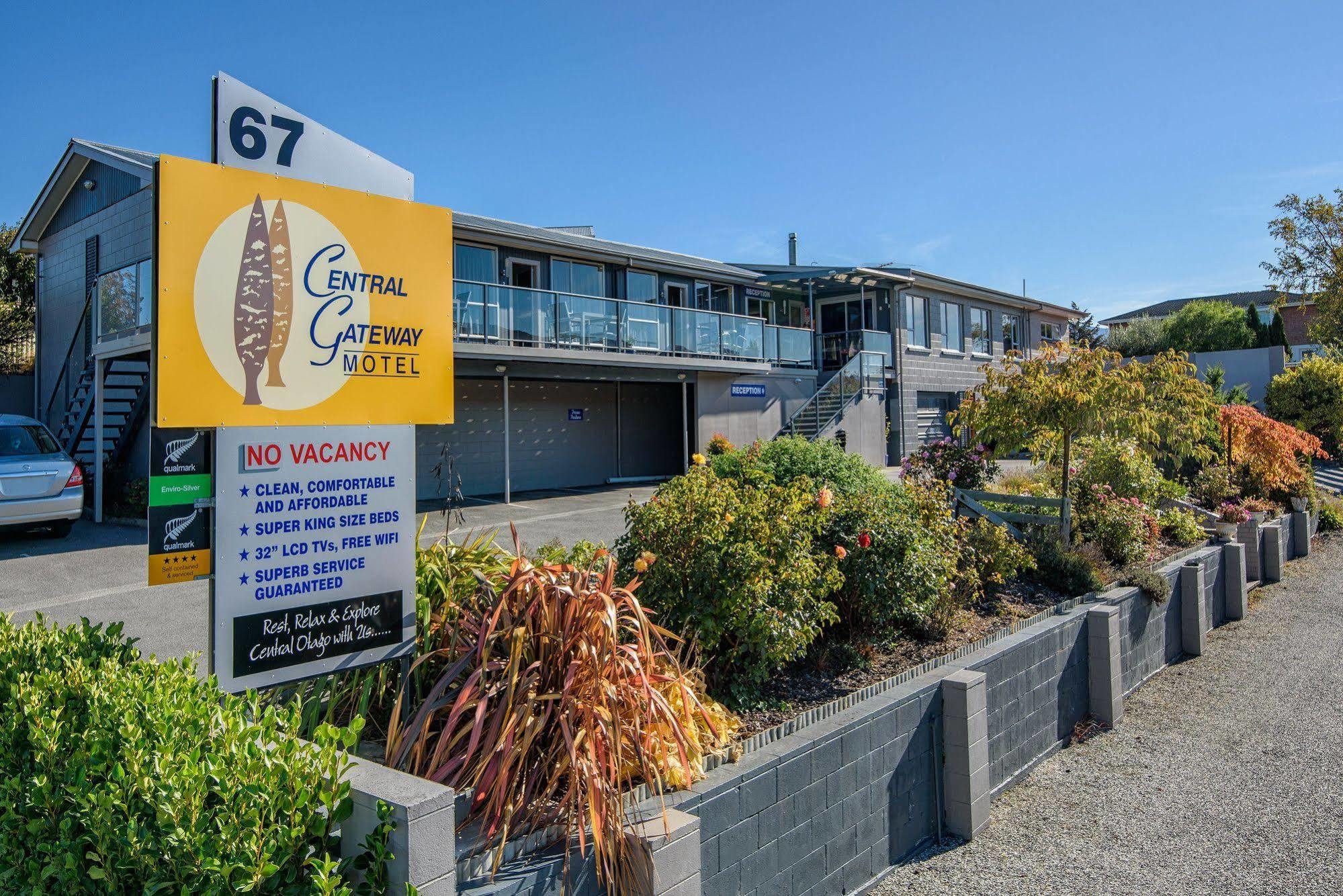 Central Gateway Motel Cromwell Exterior photo